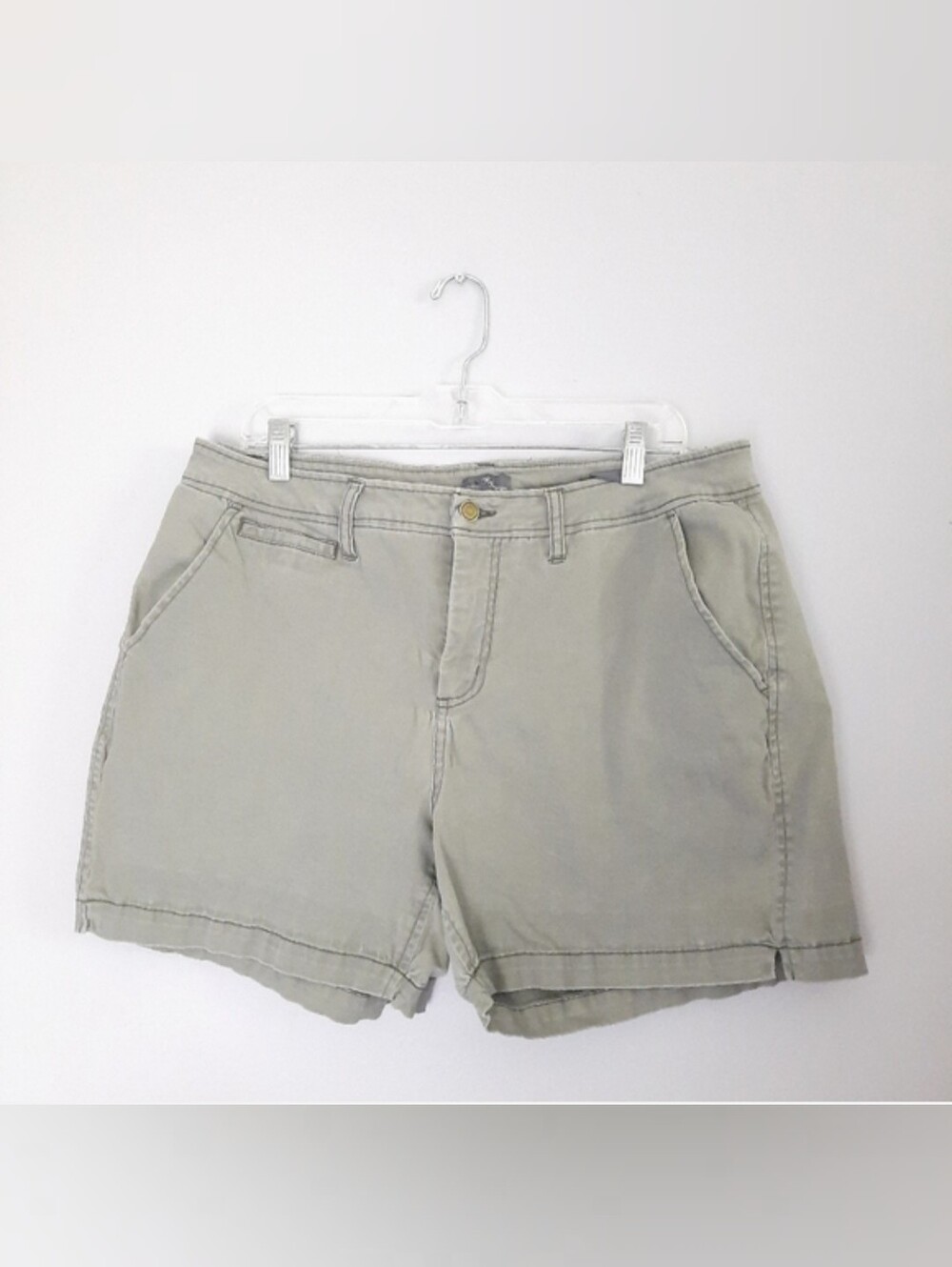 Spruce & Market Olive Green High Rise Shorts